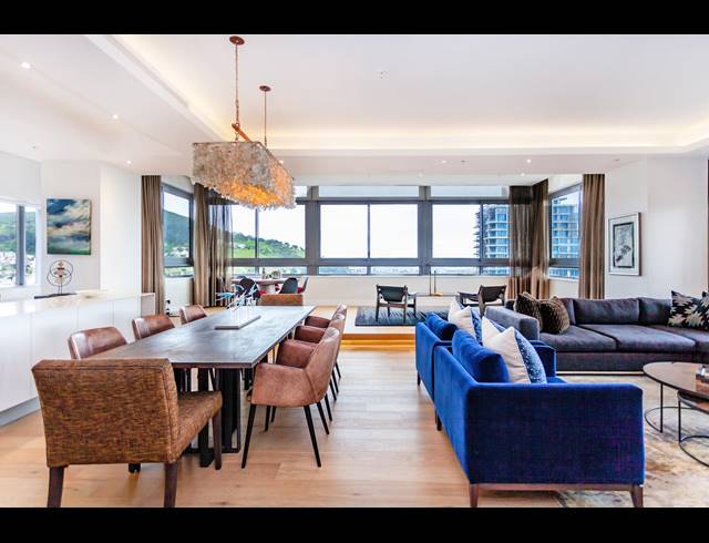 3 BEDROOM PENTHOUSE FOR SALE IN CAPE TOWN CITY CENTRE